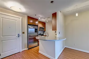 3338 Peachtree Rd NE, Atlanta, GA 30326 - Photo 8