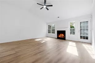 985 Waldwick Dr, Lawrenceville, GA 30045 - Photo 6