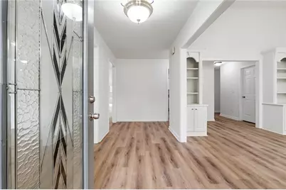 985 Waldwick Drive, Lawrenceville, GA 30045 - Photo 2