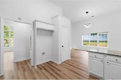 985 Waldwick Drive, Lawrenceville, GA 30045 - Photo 12