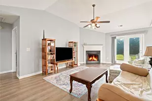 128 Brookstone Dr SW, Calhoun, GA 30701 - Photo 6