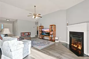 128 Brookstone Dr SW, Calhoun, GA 30701 - Photo 4