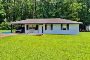 122 Longstreet Cir, Oxford, GA 30054 - Photo 1