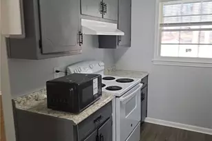 122 Longstreet Cir, Oxford, GA 30054 - Photo 6