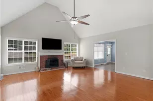 420 Colvin Dr, Locust Grove, GA 30248 - Photo 10