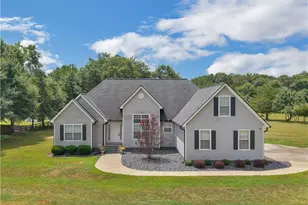 420 Colvin Dr, Locust Grove, GA 30248 - Photo 2