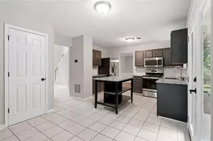 6425 Raleigh St, Cumming, GA 30040 - Photo 16