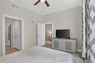 3445 Stratford Rd NE, Atlanta, GA 30326 - Photo 14