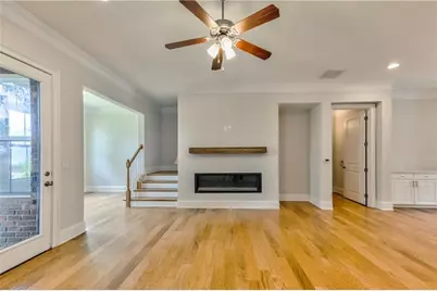 1642 Canopy Chase NE, Brookhaven, GA 30319 - Photo 4