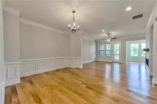 1642 Canopy Chase NE, Brookhaven, GA 30319 - Photo 10