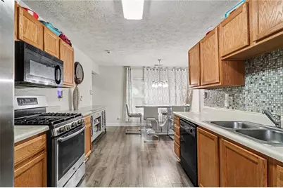 8280 Mayfern Drive, Fairburn, GA 30213 - Photo 12