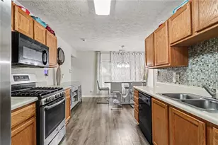 8280 Mayfern Dr, Fairburn, GA 30213 - Photo 12