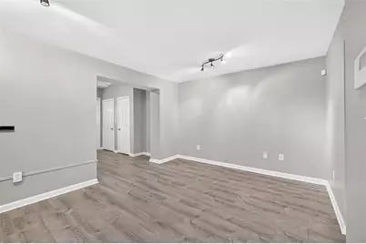 1031 State Street NW #209, Atlanta, GA 30318 - Photo 6