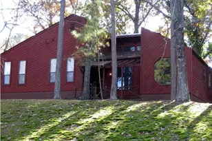 257 Castleair Dr NE, Kennesaw, GA 30144 - Photo 1
