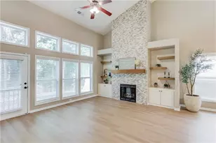 2128 Staunton Dr, Duluth, GA 30096 - Photo 2