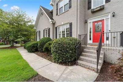 4910 Bettes Court, Alpharetta, GA 30004 - Photo 2