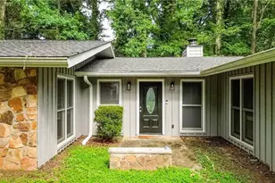 1328 Hidden Hills Pkwy, Stone Mountain, GA 30088 - Photo 1