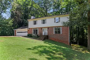 6720 Fairway Ridge Dr, Douglasville, GA 30134 - Photo 2