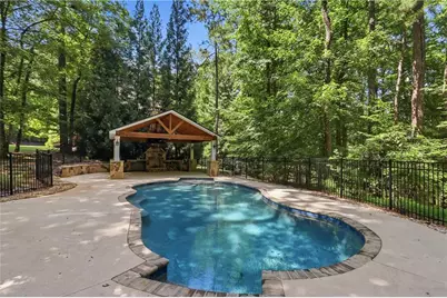 108 Waters Edge Drive, Woodstock, GA 30188 - Photo 8