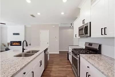 6458 Lanier Harbor Landing, Buford, GA 30518 - Photo 12