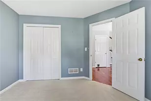 810 Devenish Ln, Roswell, GA 30075 - Photo 18