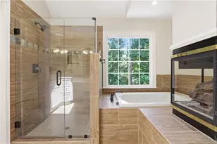 810 Devenish Ln, Roswell, GA 30075 - Photo 32