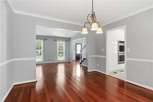 810 Devenish Ln, Roswell, GA 30075 - Photo 8