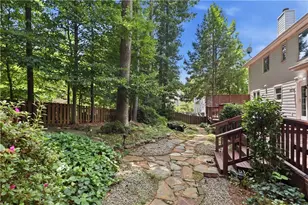 810 Devenish Ln, Roswell, GA 30075 - Photo 46