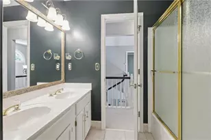 810 Devenish Ln, Roswell, GA 30075 - Photo 36