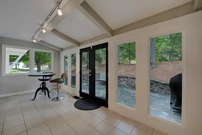 305 River Knoll Drive, Sandy Springs, GA 30328 - Photo 18