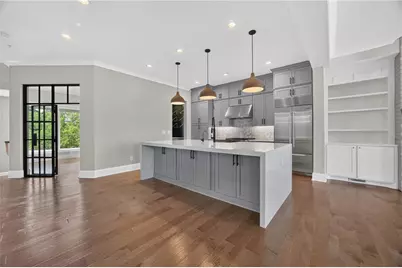 124 W Wieuca Road NE, Sandy Springs, GA 30342 - Photo 2