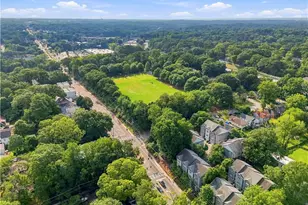 1365 Memorial Dr SE, Atlanta, GA 30317 - Photo 10