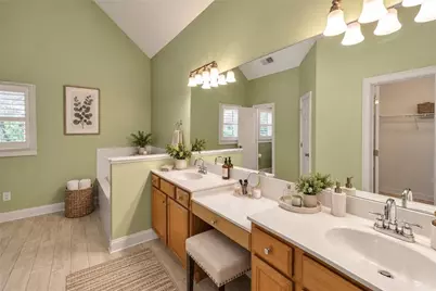 997 Longley Avenue NW, Atlanta, GA 30318 - Photo 14