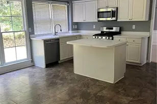 6435 Stapleford Ln, Johns Creek, GA 30097 - Photo 8