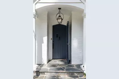 3590 Ivy Road NE, Atlanta, GA 30342 - Photo 8