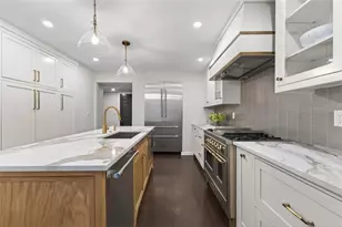 11 Mooregate Square NW, Atlanta, GA 30327 - Photo 12