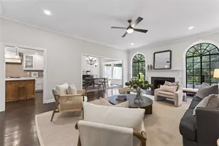 11 Mooregate Square NW, Atlanta, GA 30327 - Photo 2