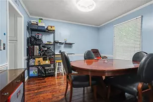 2726 Ravenwood Dr, Snellville, GA 30078 - Photo 12