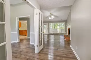 680 Trellis Pond Ct, Lawrenceville, GA 30043 - Photo 8