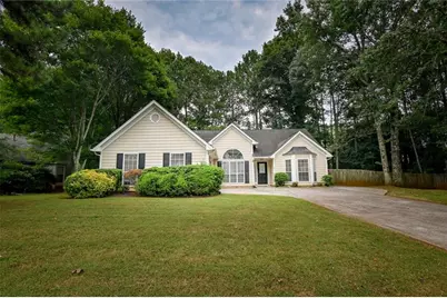 680 Trellis Pond Court, Lawrenceville, GA 30043 - Photo 2