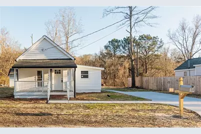 104 Sargent Kennon Street, Newnan, GA 30263 - Photo 1