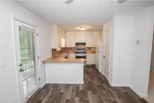 3180 Oak Dr, Lawrenceville, GA 30044 - Photo 10