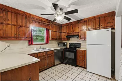 5894 Sutton Drive, Douglasville, GA 30135 - Photo 14