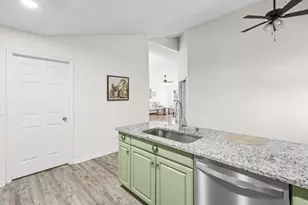 7065 Valley Landing Ct, Cumming, GA 30041 - Photo 18
