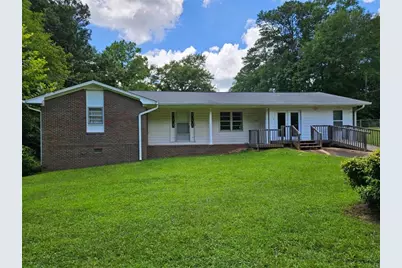 327 Kensington Circle, Bremen, GA 30110 - Photo 1