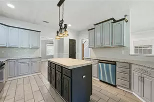 5258 Amberton Ct NW, Powder Springs, GA 30127 - Photo 10