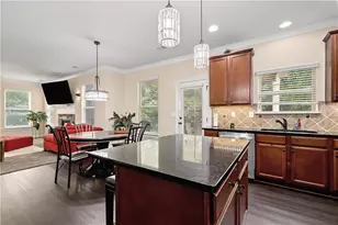 705 Highbranch Cir, Lawrenceville, GA 30044 - Photo 8