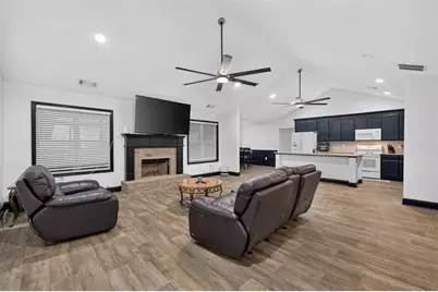 305 McMillian Ct, Winder, GA 30680 - Photo 10