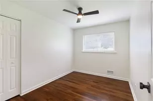 3230 Vanderbilt Ln NW, Atlanta, GA 30318 - Photo 22