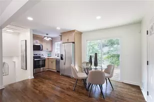3230 Vanderbilt Ln NW, Atlanta, GA 30318 - Photo 10
